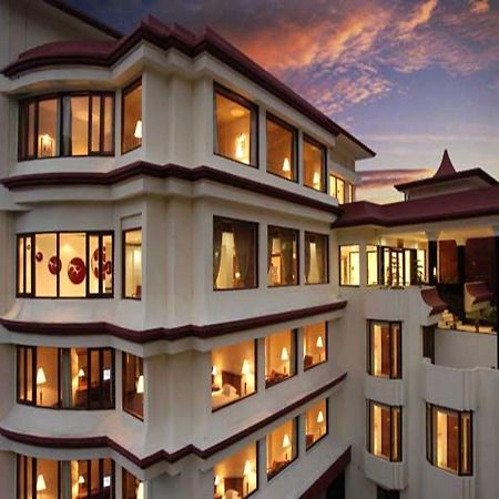 Hotel The Royal Plaza Gangtok Extérieur photo