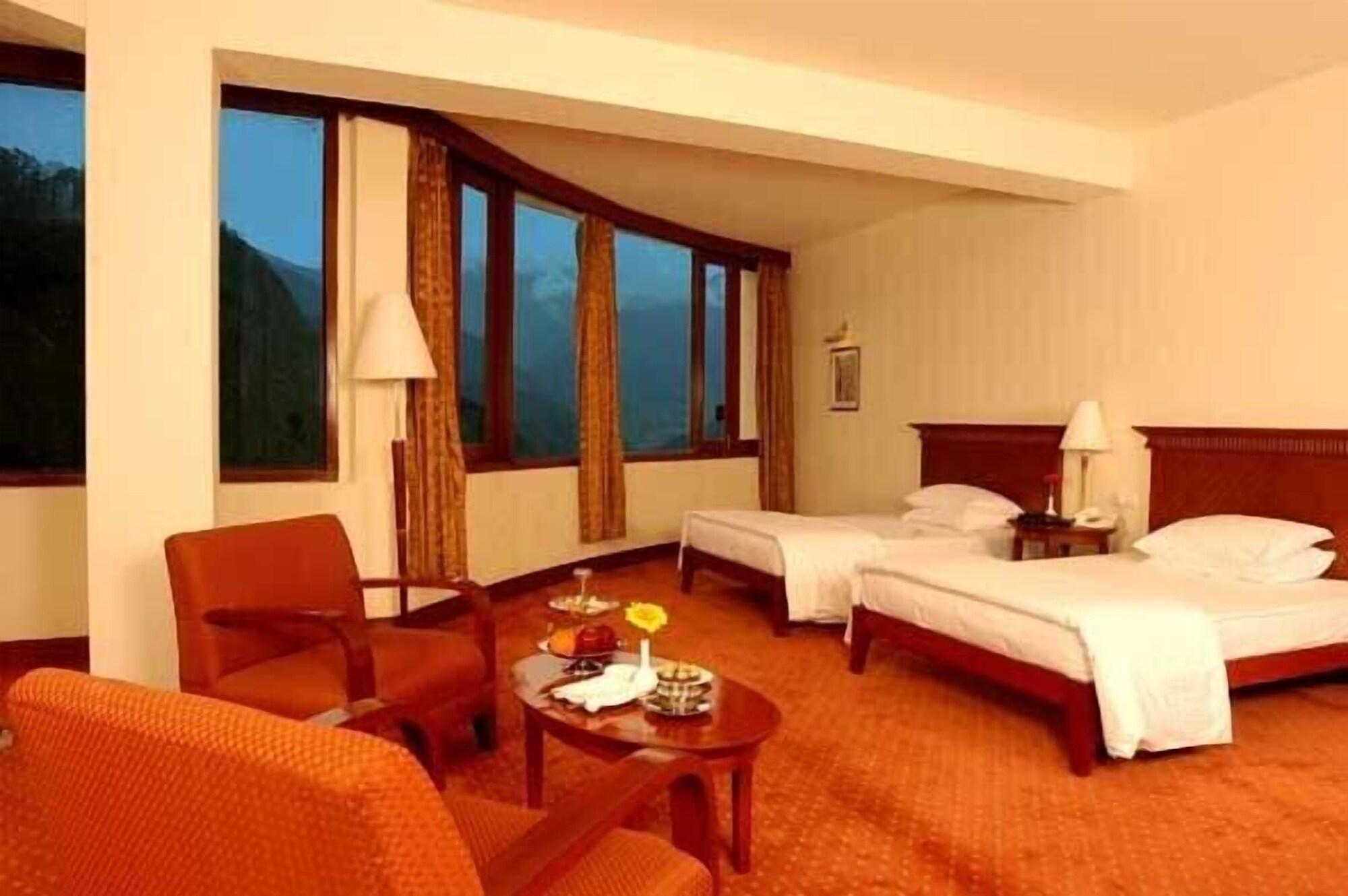 Hotel The Royal Plaza Gangtok Extérieur photo