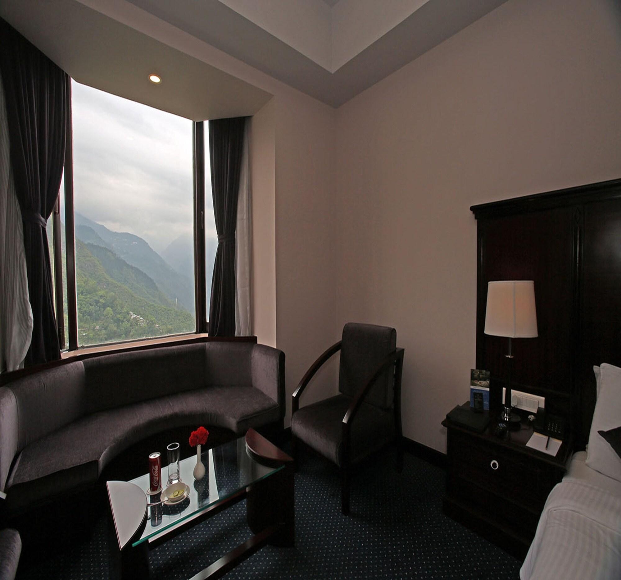Hotel The Royal Plaza Gangtok Extérieur photo