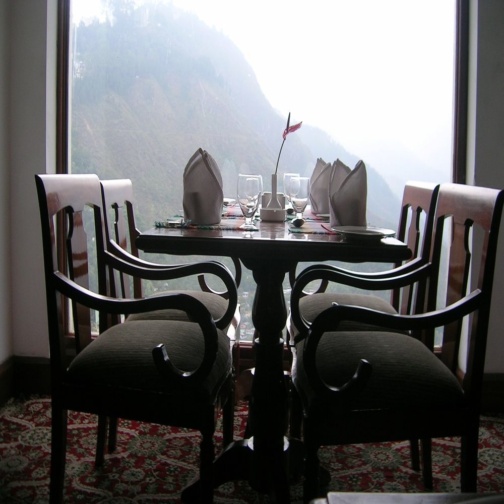 Hotel The Royal Plaza Gangtok Extérieur photo