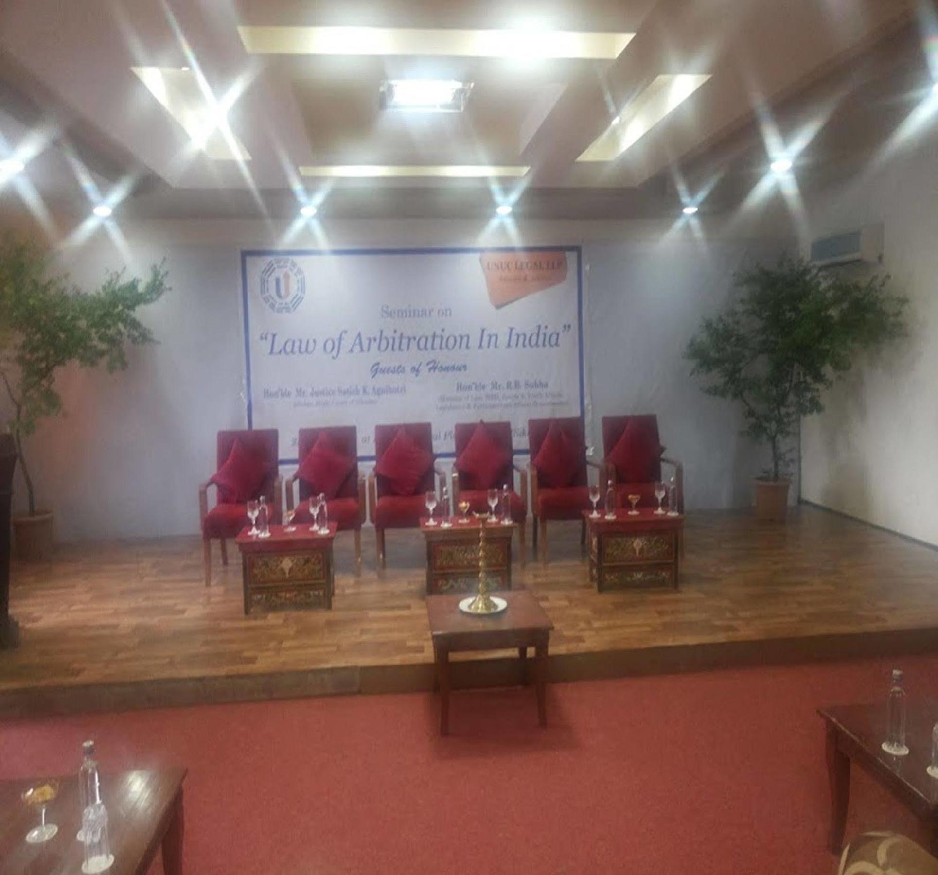 Hotel The Royal Plaza Gangtok Extérieur photo