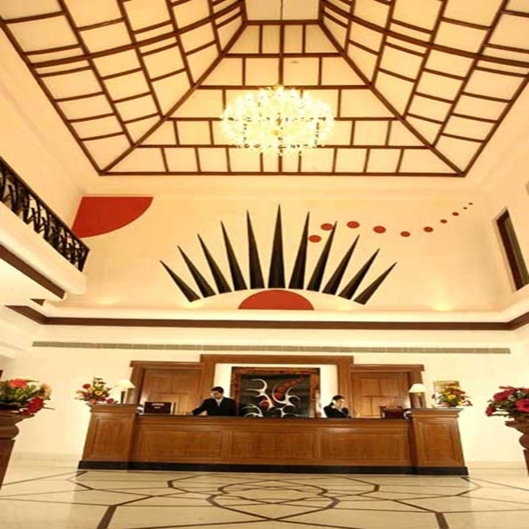 Hotel The Royal Plaza Gangtok Extérieur photo