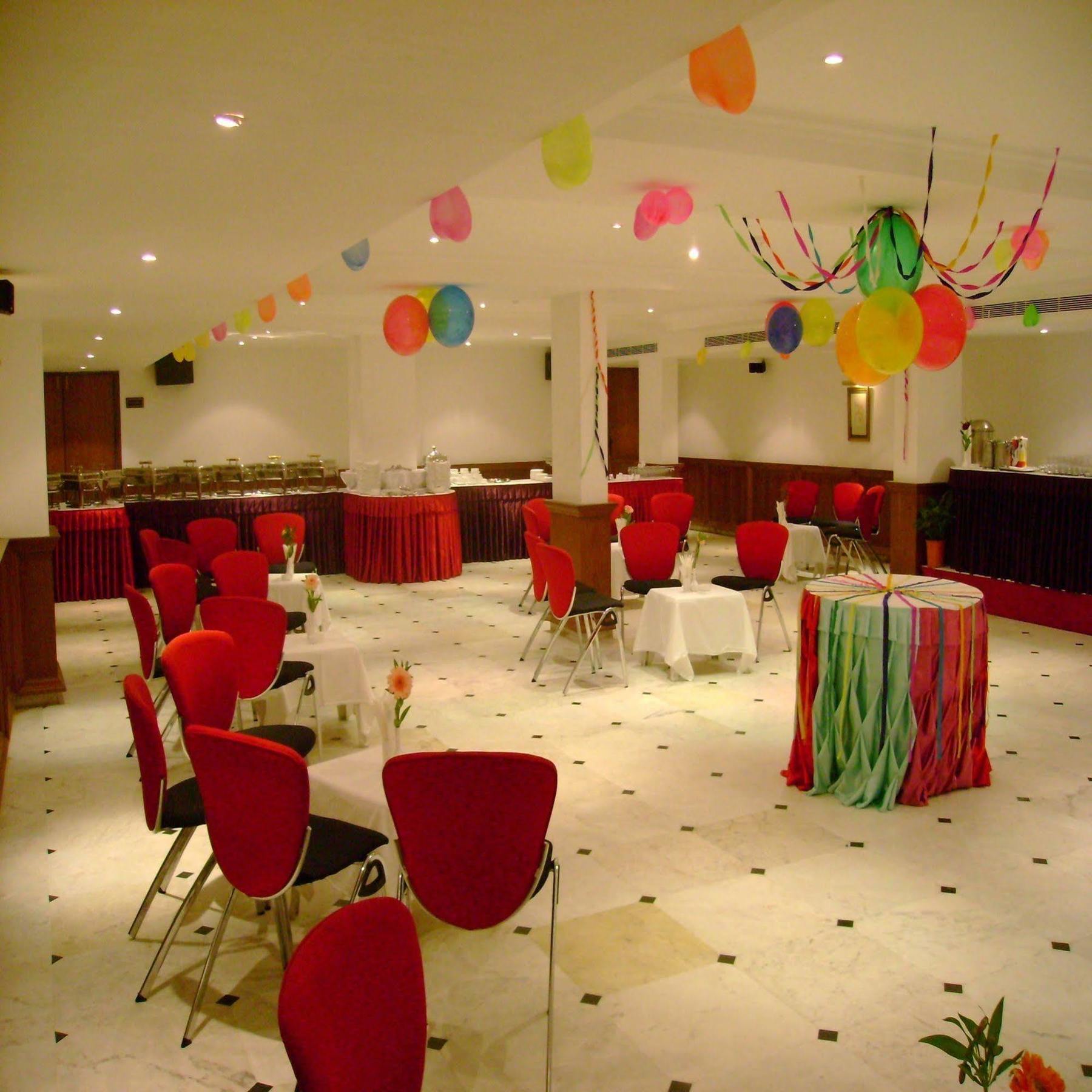Hotel The Royal Plaza Gangtok Extérieur photo